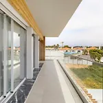 New Lilac Cascais Villa With Smimming Pool